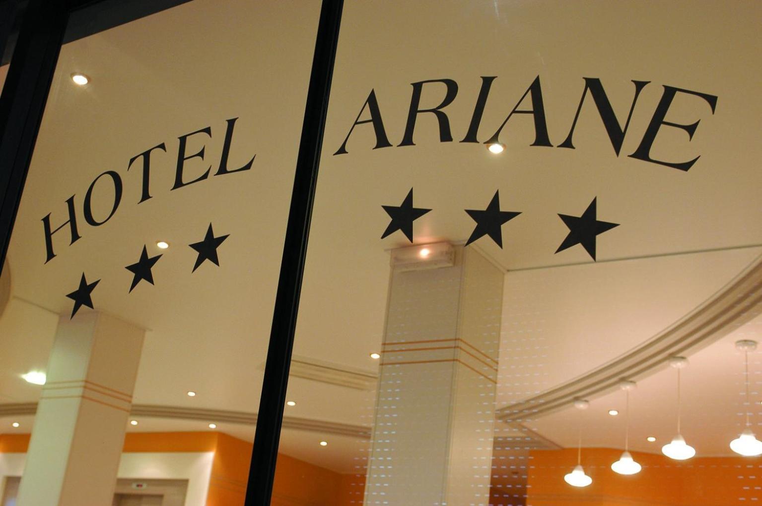 Ariane Hotel 3*